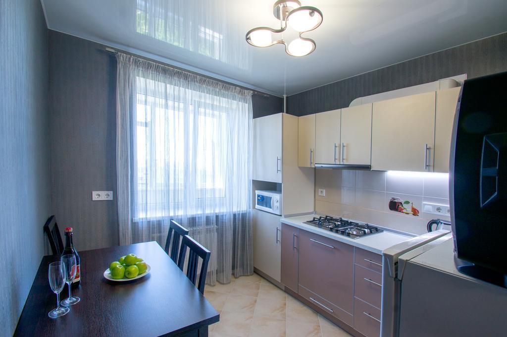 Apartment On 23 Serpnya Harkiv Exterior foto